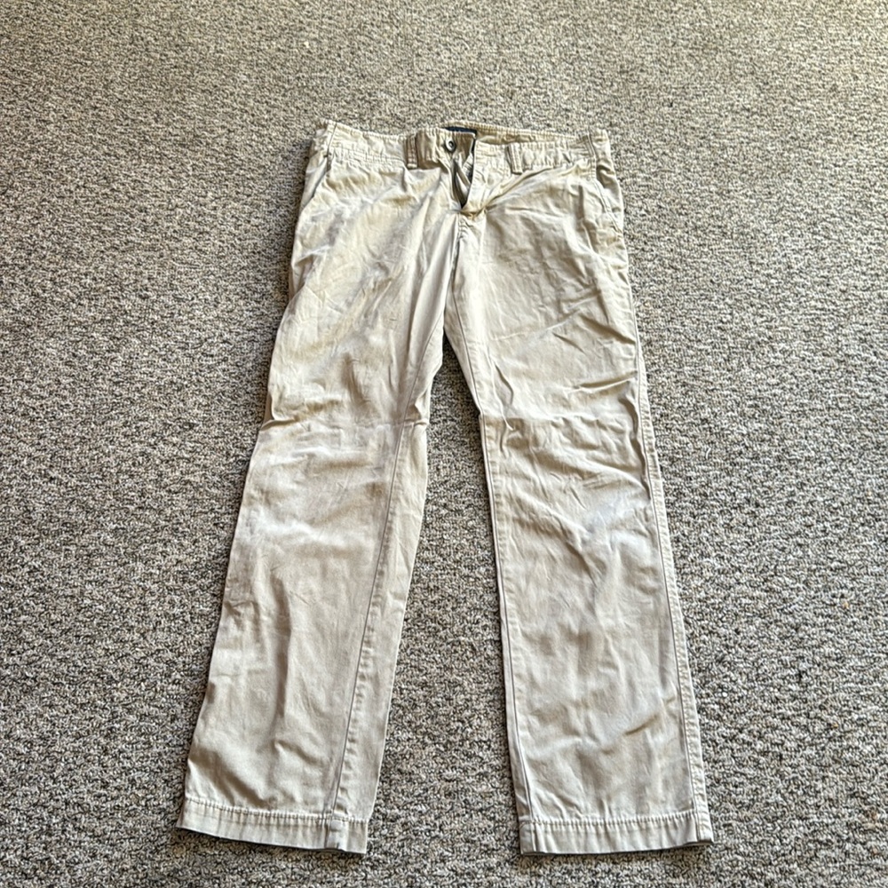 Men’s American Eagle Slim Straight Chinos